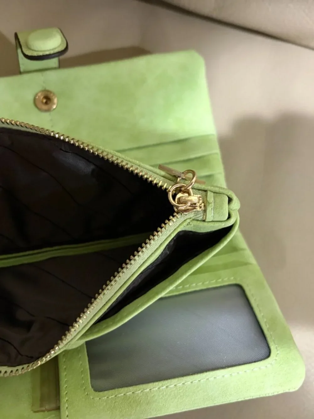 Lady Bei Bei Faux Suede Wallet